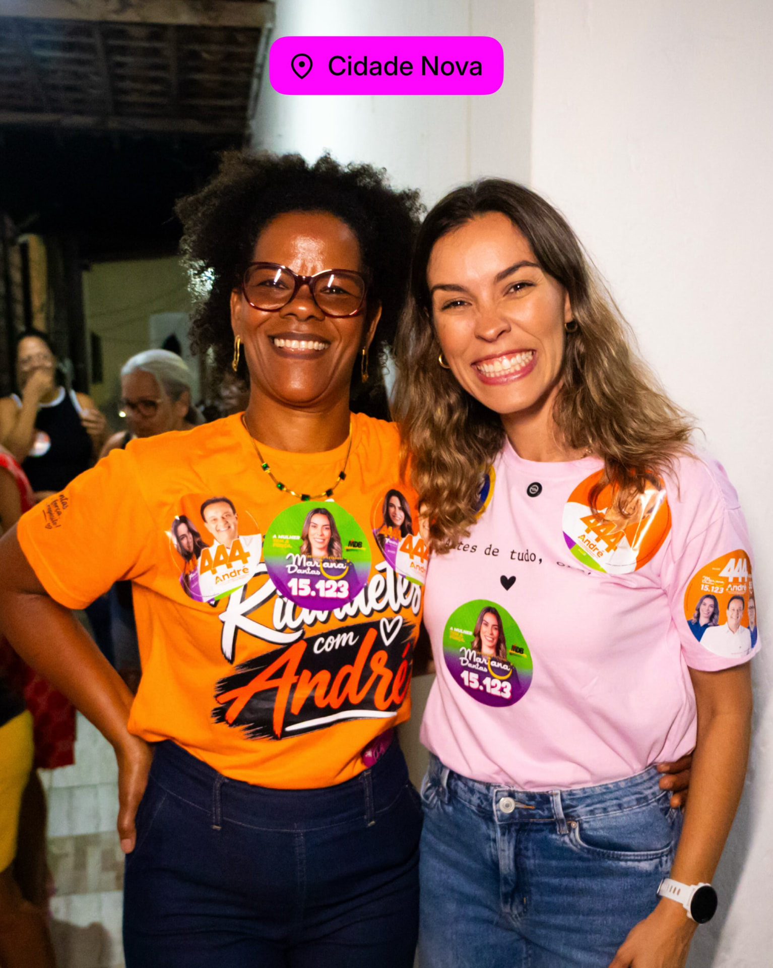 Mariana Dantas ao lado de apoiadora do Time da Mari na Cidade Nova